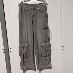 Wild Fable Mid-Rise Cargo Jeans